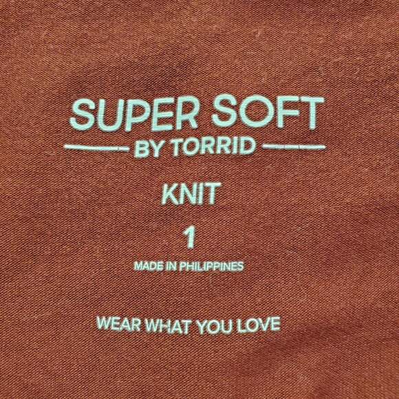 TORRID SZ 1 (14/16 -1X) Super Soft Slub Crew Neck Twist Crop Tee Red - Picture 8 of 10